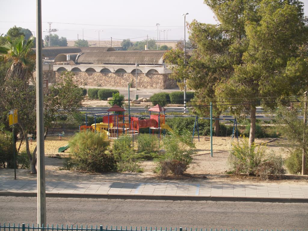 Zimmer Arad Dead Sea, Big And Confortabוl Apartment, Logic Cost - במחיר שפוי 외부 사진